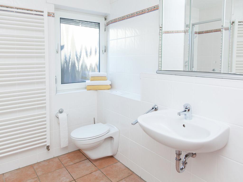 Spacious Holiday Home Between Mosel And Hunsr Ck Blankenrath Exteriör bild